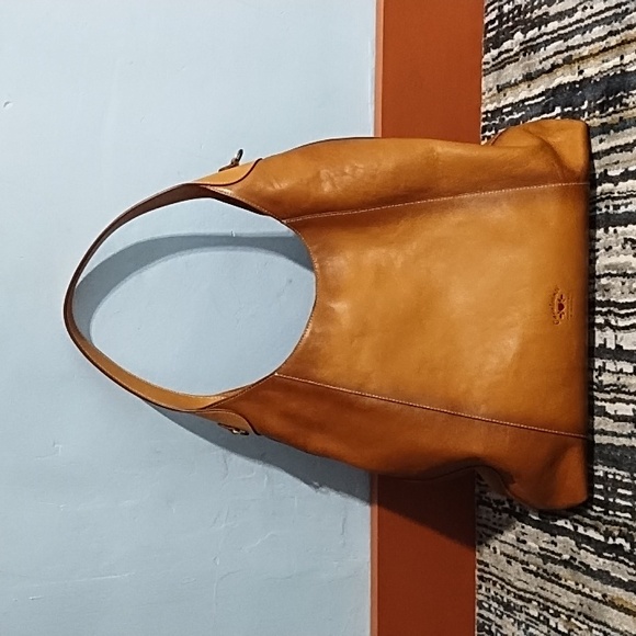 Elegant Brown Leather Tote Bag